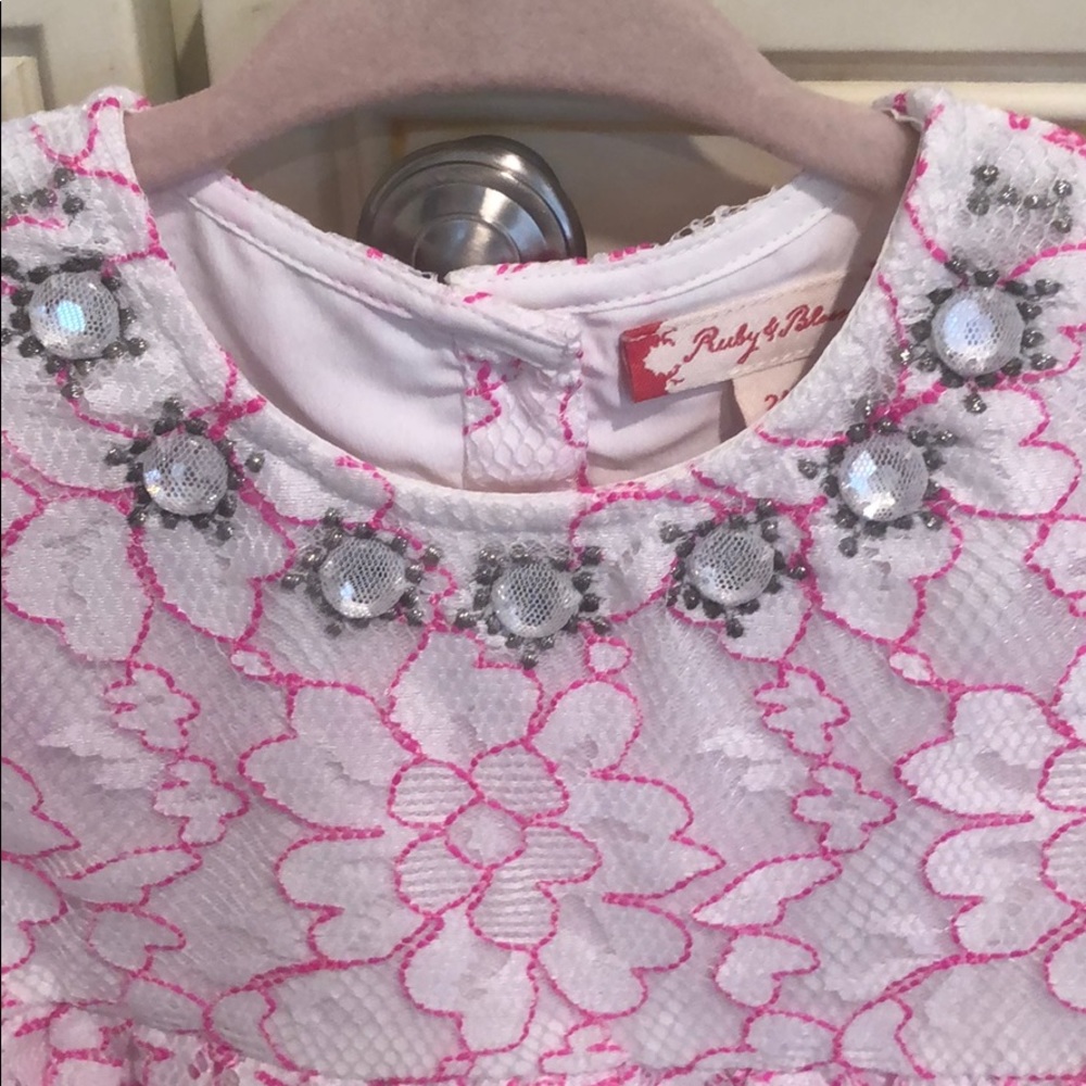 Ruby and Bloom Lace Dress - Picture 4 of 8